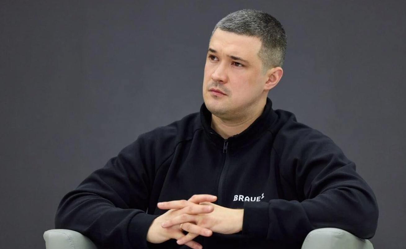 Не хочу, щоб мене втягували в політику, - Михайло Федоров відмовився йти в опозицію до Зеленського під час війни